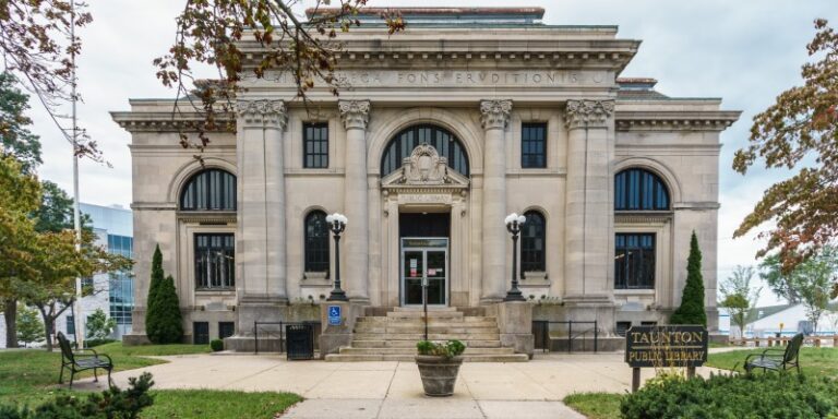 Taunton Public Library
