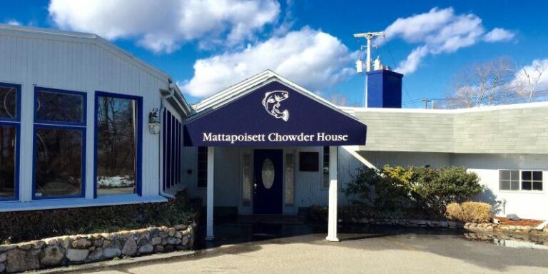 Mattapoisett Chowder House