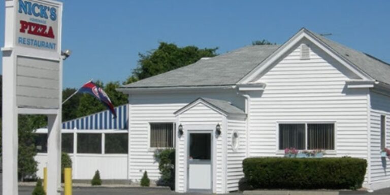 Nick’s Pizza in Westport