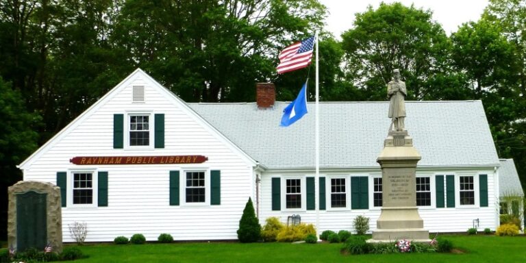 Raynham Public Library