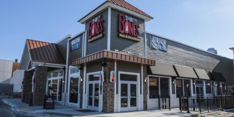 Smokey Bones Bar & Fire Grill