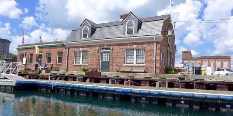 Water Front Visitor Center in New Bedford